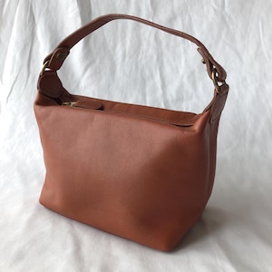 バッグ Old Coach Brown Leather Shoulder Bag Extremely Rare Made In USA Old Coach 9953 Shoulder Bag Brown