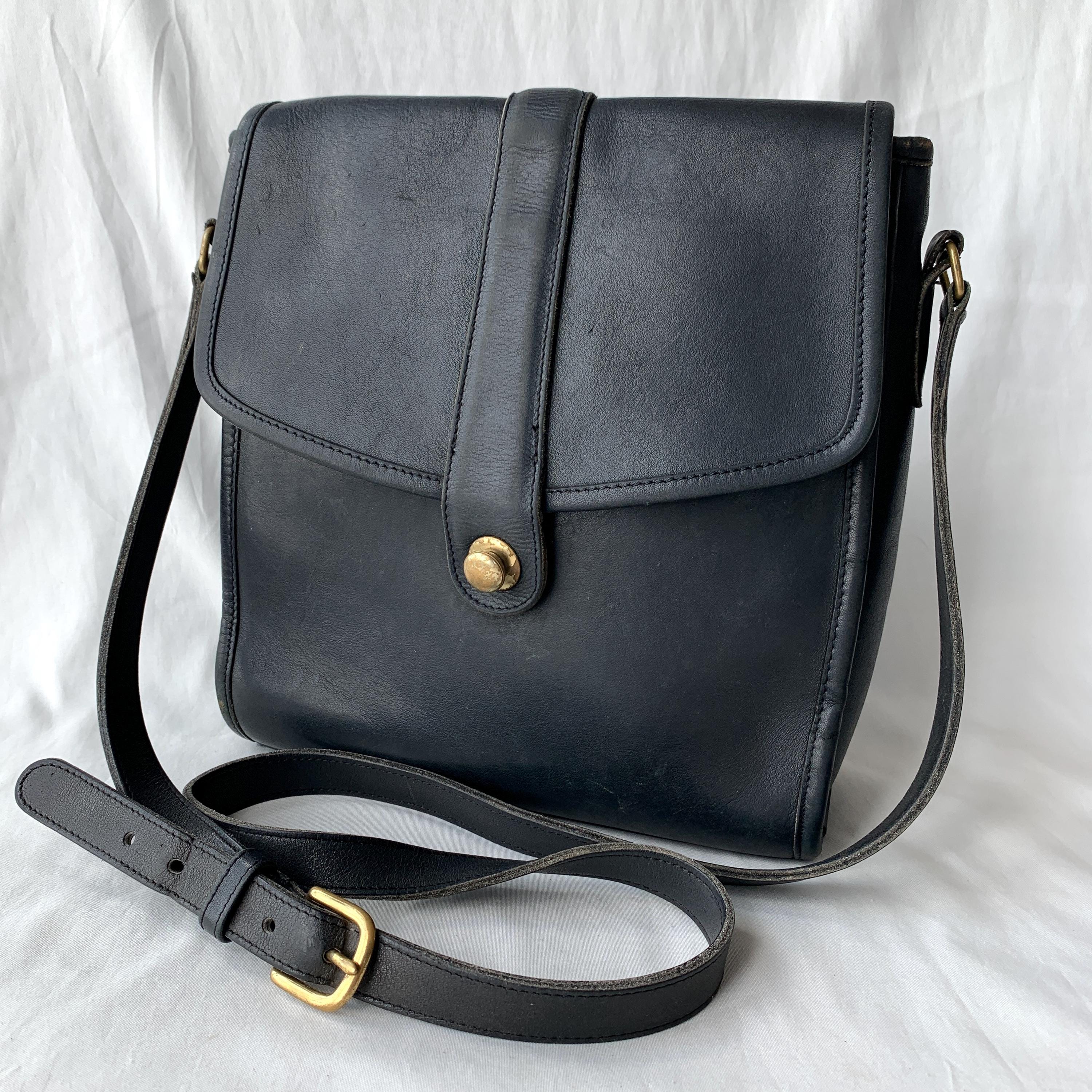 Coach city bag - Etsy 日本