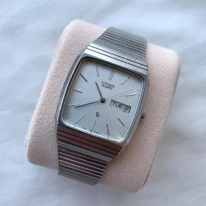 Citizen cq - Etsy 日本 未使用級です☺︎CITIZEN CQ/シチズンCQ 