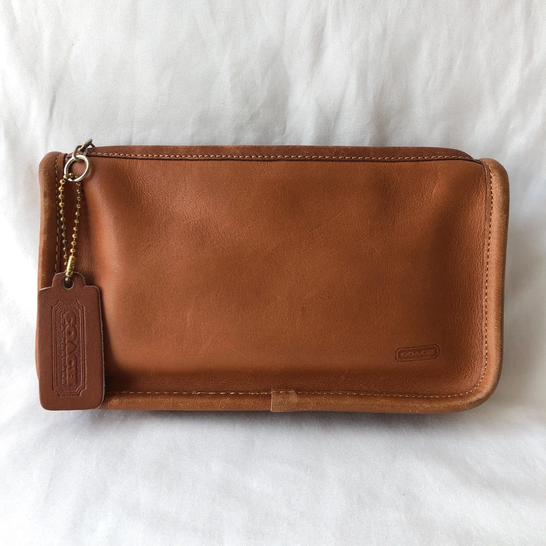 バッグ Rare Vintage Coach Chunky Case 7165 Vintage Coach Chunky Case 7165 British Tan Brown Leather Bag