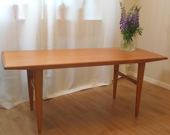 Mid century Teak coffee table, 50s Scandinavian design