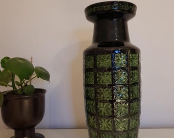 緑と黒の陶器花瓶 ヴィンテージの緑と黒、背の高い陶器の花瓶 - Etsy 日本