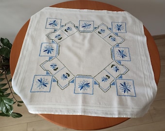 100% cotton tablecloth with hand embroidery, kitchen textiles, vintage natural tablecloth, scarf, coffee table tablecloth, home decor, gift
