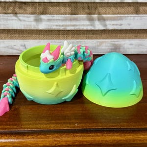 Cute Star Dragon with Egg - Articulated Dragon - 3d Printed Fidget Toy