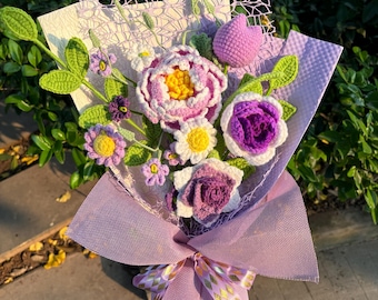 Gehäkelter Rosenstrauß, handgefertigtes gestricktes Blumenarrangement, fertiges Häkelgeschenk, Jahrestag, Geburtstag, Hochzeit, Mutter, Frau, Geschenke für Sie