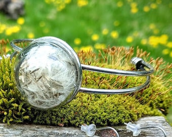 Dandelion Seed Bangle Bracelet. Wish Bauble Flower Seeds in Glass dome. Spring Jewelry Gift for Girlfriend Mother's Day Cottagecore TursiArt