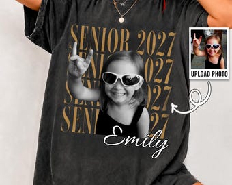 Personalized Senior Mom Shirt 2027, Custom Photo Graduation Tee, Senior 2027 Mom Gift, Proud Graduation Shirt with Child Picture