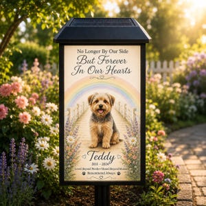 Custom Pet Memorial Solar Light with Photo, Personalized Dog Cat Loss Gift, Remembrance Garden Stake, In Loving Memory Puppy Pathway Lamp