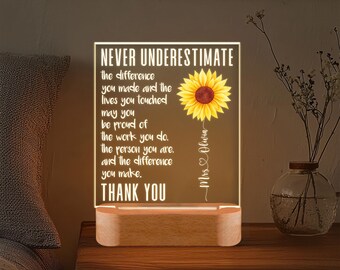 Personalisierte Geschenk: 3D-Acryl-LED-Lampe mit Buchenholzsockel
