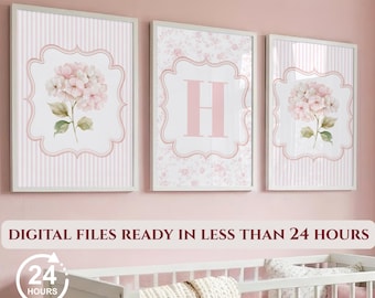 3er-Set rosafarbene Wandbilder mit Blumenmuster, personalisierbar mit Initialen, Hortensien-Motiv für Kinderzimmer oder Mädchenzimmer, digitaler Download
