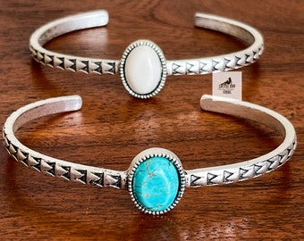 Turquoise or White Bracelet, Burnished Silver C Cuff Bangle, Western Jewelry, Southwestern Jewelry, Turquoise and White Boho Jewelry, Rodeo