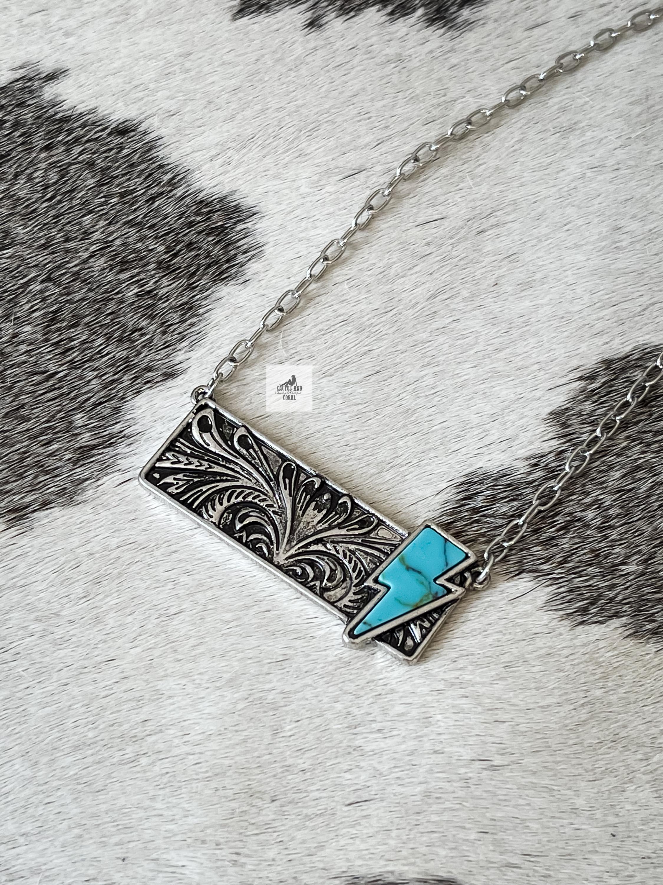 CASOLVX Turquoise Lightning Bolt Pendant Necklace - Adjustable Boho Western Jewelry For Women - View #3