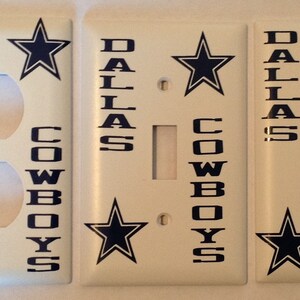 DALLAS COWBOYS FOOTBALL TEAM TRIPLE LIGHT SWITCH WALL PLATES GAME ROOM ART  DECOR