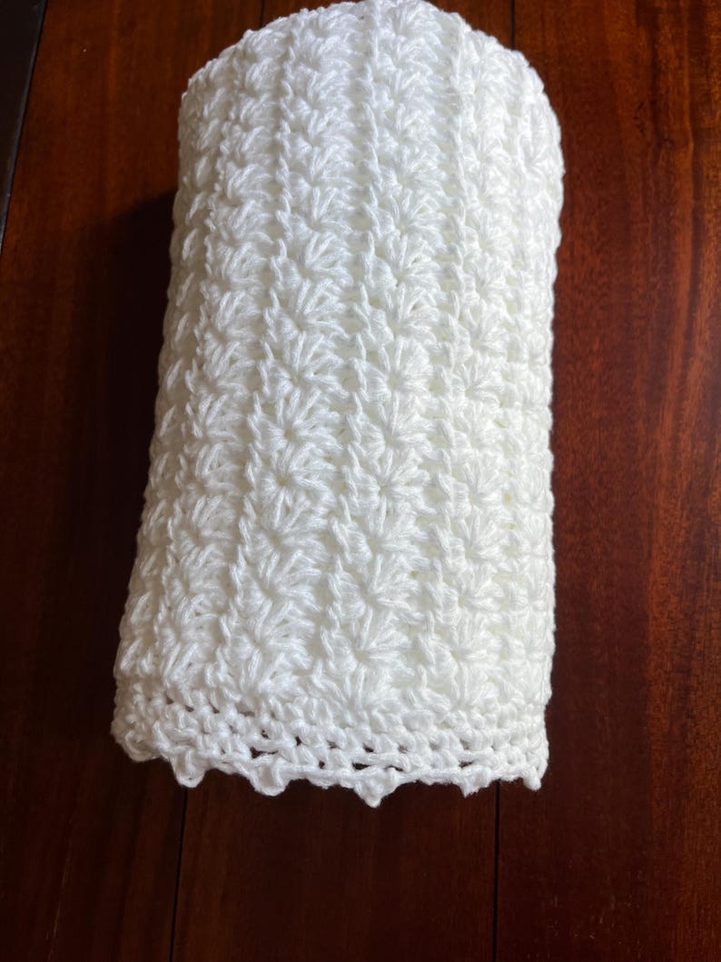 Handmade Crochet Baby Blanket: Soft White Star Stitch image 8