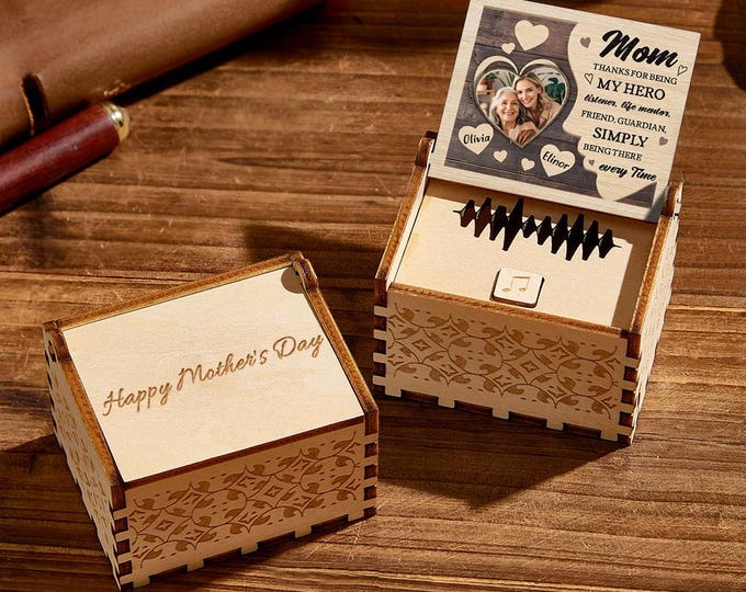 Photo Music Box Personalized Wooden Heart Custom Music Box Gift for Mother with Photo Engraving Keepsake