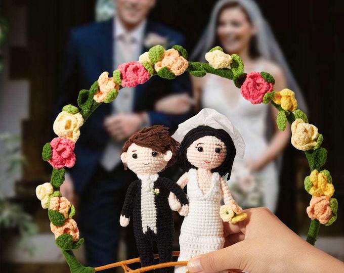 Crochet Doll - Custom Handmade Mini Look-Alike Wedding Couple Gift, Personalized Unique Dolls & Flower Circle Decor