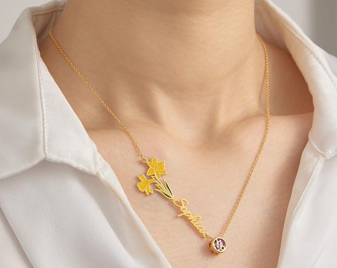 Personalized Birth Flower Necklace & Star Sign Name Necklace - Unique Wedding ,Birthday Gift, Custom Jewelry for Her