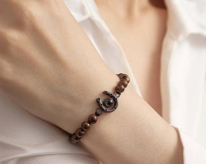 Personalized Horseshoe Charm Bracelet - Photo Projection Beads Gift for Horse Lovers & Equestrian Fans