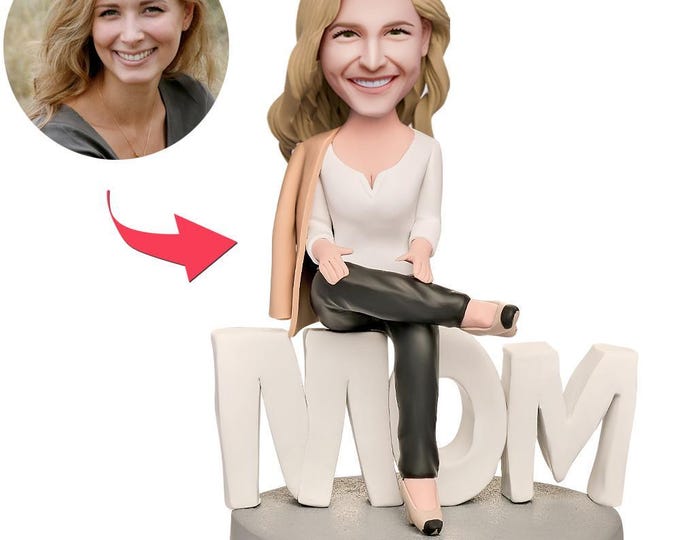 Mother Bobblehead with Engraved Text - Unique Domineering Mom Figurine Gift, Personalized Desk Decor, Funny Mother’s Day Present