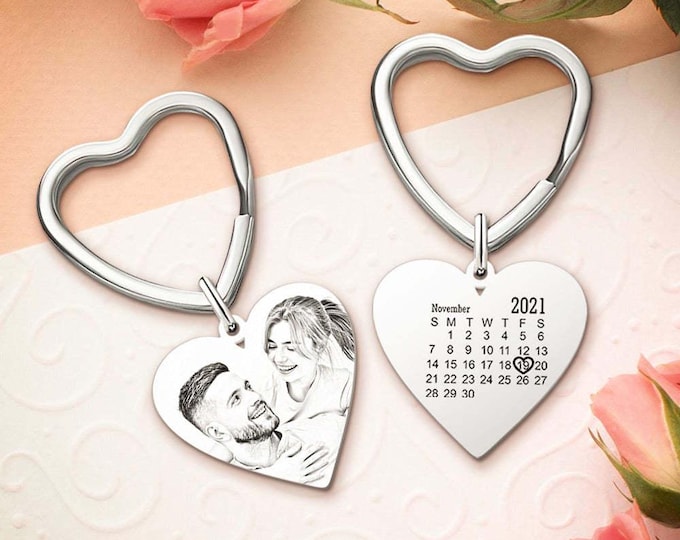 Photo Keychain - Custom Heart Engraved Calendar Keyring, Unique Anniversary & Wedding Gift, Memorial Keepsake