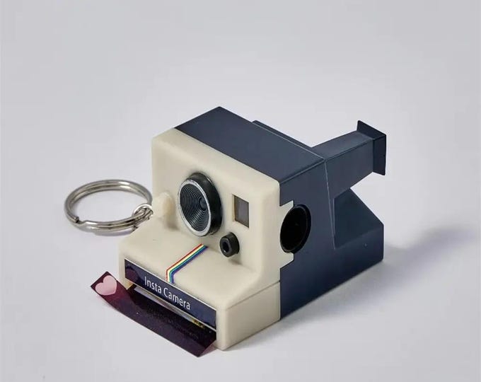 Camera Film Roll Keychain - Custom Photo Camera Shaped Film Roll, Personalized Gift for Photography Lovers, Unique Camera Accessory