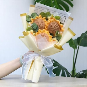 かぎ針編みの花束、ぬいぐるみの花束、卒業祝い、幼児へのプレゼント、おばあちゃんへのプレゼント、誕生日プレゼント、記念日のプレゼント、カラフルな花束