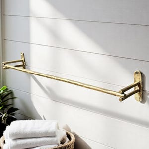 Handgemaakte ongelakte messing handdoekbeugel: badhanddoekhouder voor wandmontage