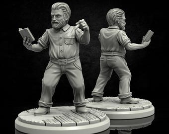 Boatswain Investigator Lovecraft Tabletop Resin Miniature - Twilight of The Cursed Moon by Adaevy Creations