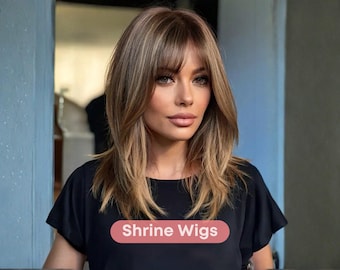 Peluca rubia castaña con flequillo, con efecto balayage, de aspecto natural, sintética, lacia y en capas, ideal para uso diario.