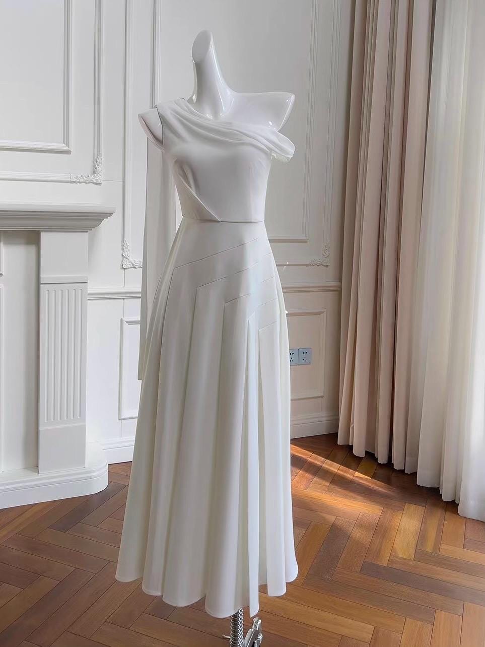 Chiffon One Shoulder Style Gown