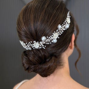 Harz Blumen Haarranke, Braut Haarranke, Hochzeit Haarschmuck, Perlen-Kristall Haarteil, Florales Braut Kopfschmuck, Romantische Braut Haarranke