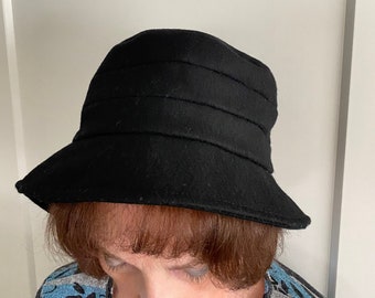 Vintage Black Wool Hat