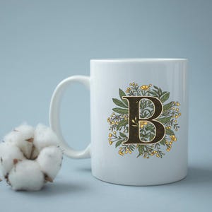 Retro Wildflower Letter B PNG, Botanical Initial B Sublimation, Floral Monogram B Clipart, Vintage Flower Letter B Design, Digital PNG