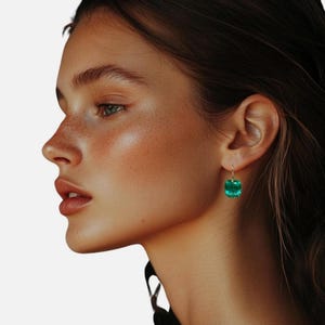Colombian Emerald Drop Earrings – Cushion Cut Green Gemstone in 925 Sterling Silver