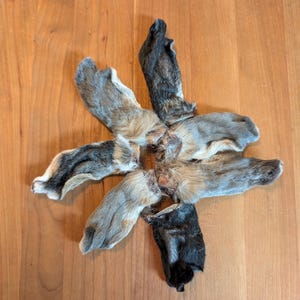 Dehydrated Rabbit Ears (10 per order)