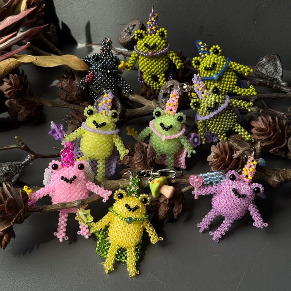 Chaveiro de sapo mago feito à mão com miçangas, pingente de sapo fofo, chaveiro de sapo, presente para amantes de sapos.