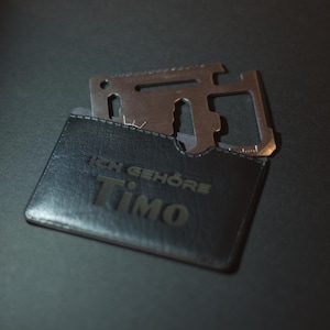 Multi-utensile personalizzato "Survive" – Strumento per carte di credito personalizzato, strumento di sopravvivenza inciso, incisione personalizzata del nome, regalo pratico per lui e per lei