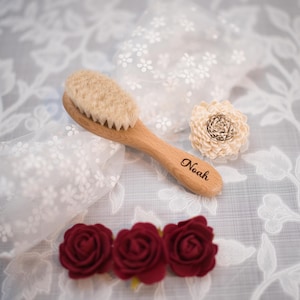 Personalized Wooden Baby Hairbrush – Custom Keepsake for Baby Boy or Girl, Perfect New Baby or Birthday Gift, Unique Baby Shower Gift