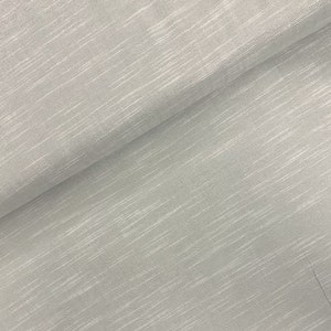 Robert Kaufman~Manchester Yarn Dye w/ Metallic Silver~Silver~Cotton Fabric by the Yard SRKM15373186