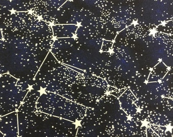Tissu en coton constellations phosphorescentes Timeless Treasures minuit par mètre ou longueur sélectionnée CG2750-MIDN
