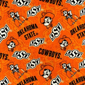 SykelEnterprises ~College Cottons~NCAA Oklahoma State Cowboys Ton in Ton~Orange - Baumwollstoff Meterware oder Länge auswählen OSU-1178