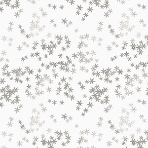 Puede incluir: Un fondo blanco con un patrón de pequeños elementos florales grises en forma de estrella dispersos por la superficie. Las flores varían en tamaño y densidad, creando un efecto sutil y texturizado.