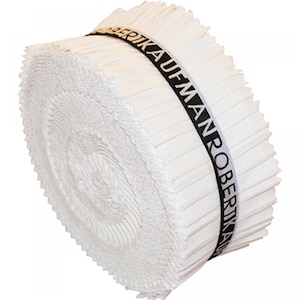 Robert Kaufman~Roll-Up~Kona Solid Snow~2-1/2&quot; Strips~40 Pcs/Bundle RU-189-40