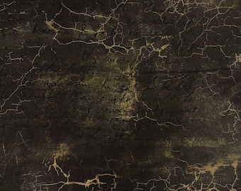 Free Spirit Abandoned di Tim Holtz Cracked Shadow Tessuto di cotone nero tagliato su misura o lunghezza selezionata PWTH128-BLACK