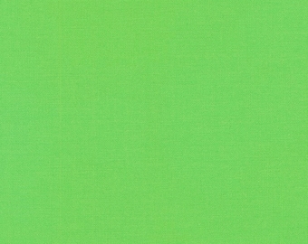 Tela de algodón Robert Kaufman Kona Solid Sour Apple cortada a medida o seleccione el largo KONA-SOUR