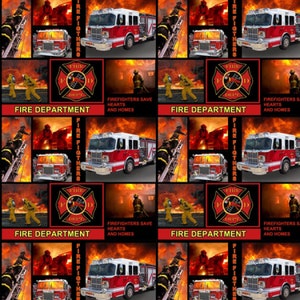 EOB~Sykel Enterprises~Impresiones de bomberos de la policía militar~Bloques de bomberos por todas partes~Rojo~Tela de algodón cortada a medida 9945-PC