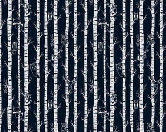 Michael Miller Light Up My World Moonlit Forest Glow in the Dark Navy Cotton Cloth (Ilumina mi mundo, Bosque iluminado por la luna, tela de algodón que brilla en la oscuridad, cortada a medida o seleccione el largo) DG10460-NAVY