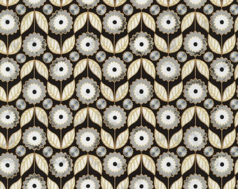 Robert Kaufman~Silverstone~Flowers w/ Metallic Gold~Onyx~Cotton Fabric by the Yard WELM19502181