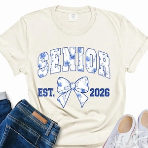 Senior Class of 2026 T-Shirt, Floral Senior 2026 Shirt, Graduation Gift Tee, High School Senior Shirt, Est. 2026 Senior T-Shirt