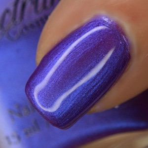 PANDORA Purple Iridescent Nail Polish